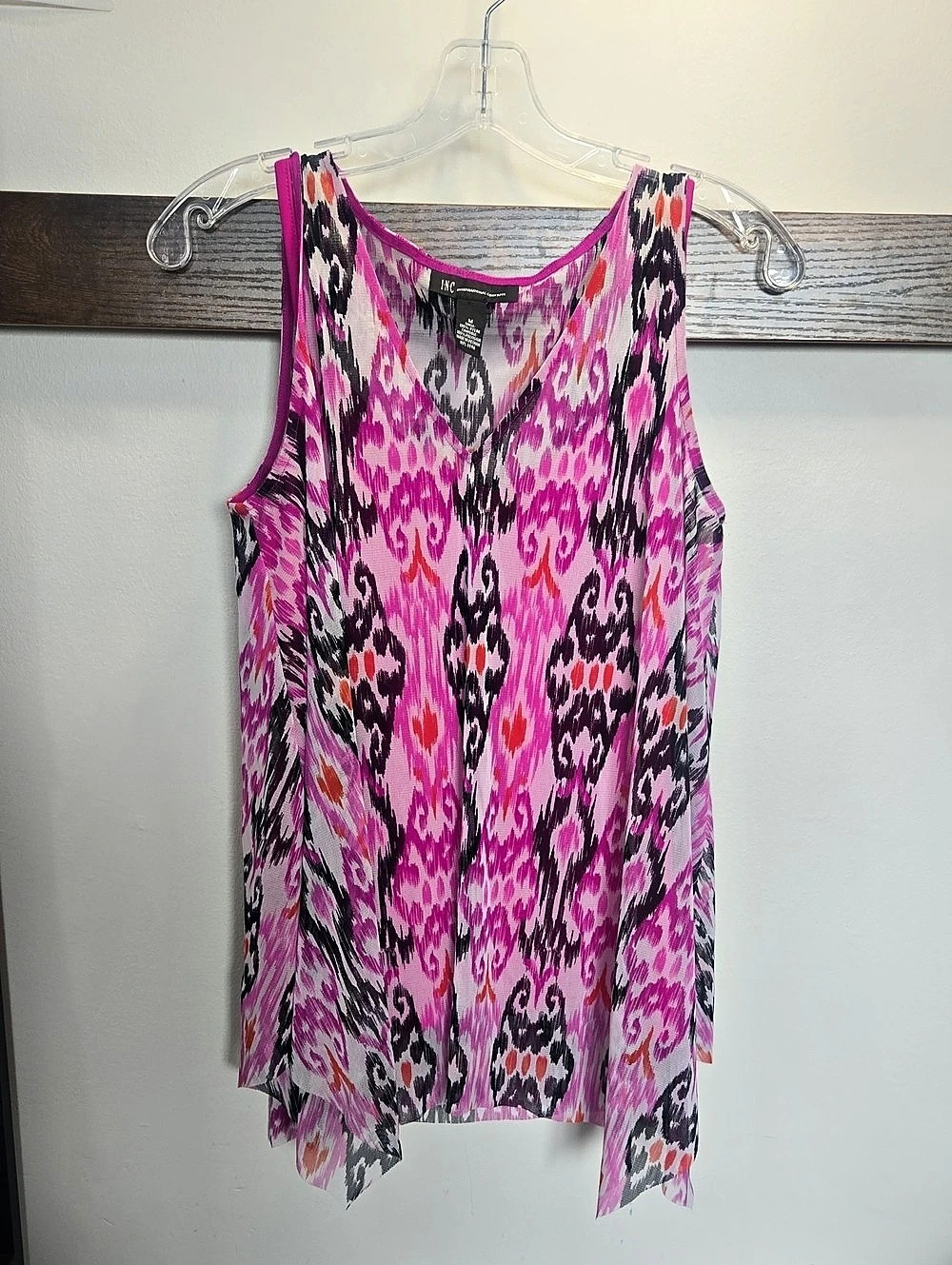 INC International Concepts Pink Abstract Tank Top Size Medium Like New